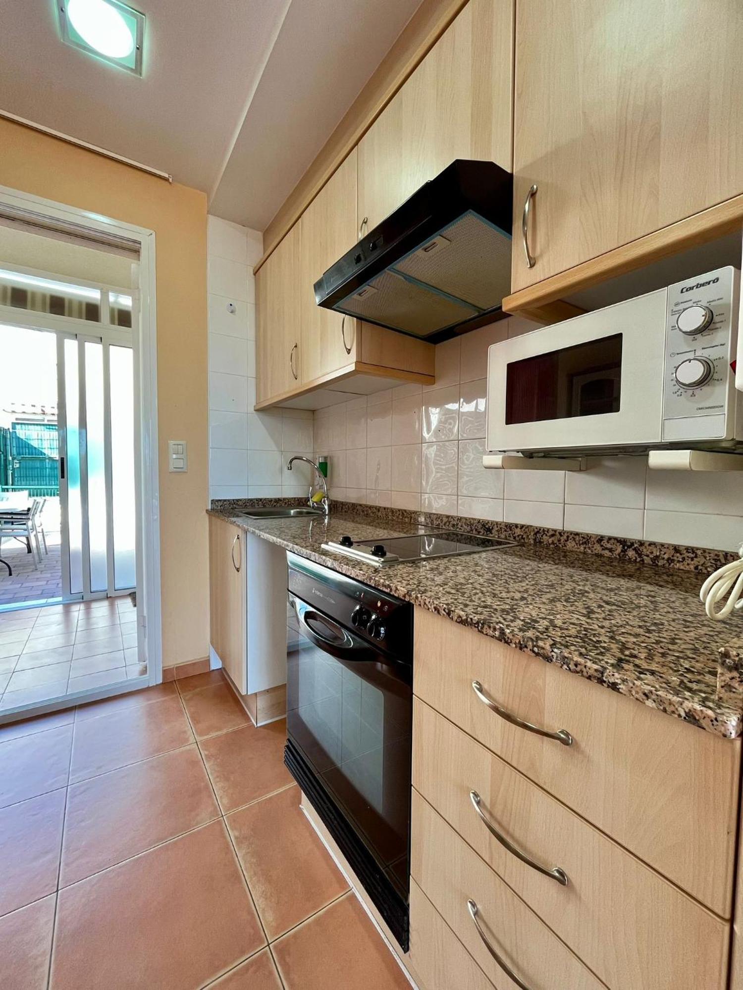Adosado En Urbanizacion Encantadora โอโรเปซาเดลมาร์ ภายนอก รูปภาพ